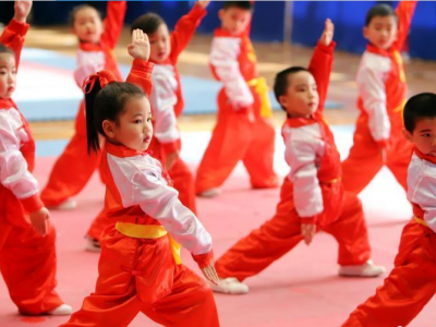 ����е��Č��׃����g(sh��)�\��(d��ng)���(hu�� )�_(k��i)Ļ