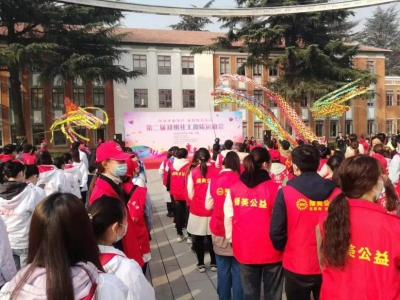 �����ഺ���� չ�F�繤�L(f��ng)��--�ڶ��������繤Ȥζ�\��(d��ng)��(hu�� )�A�M(m��n)��Ļ